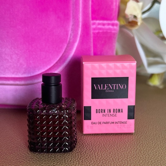 NEW 🩷 Valentino Velvet Cosmetic Bag Bundle - Picture 8 of 11